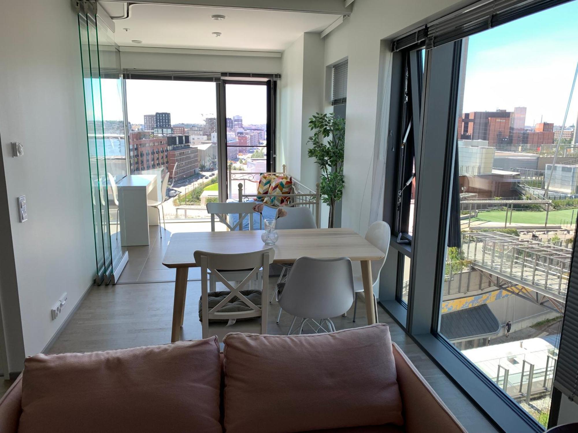 Sunny Brand New Sea View Luxury Skyscraper In Helsingfors